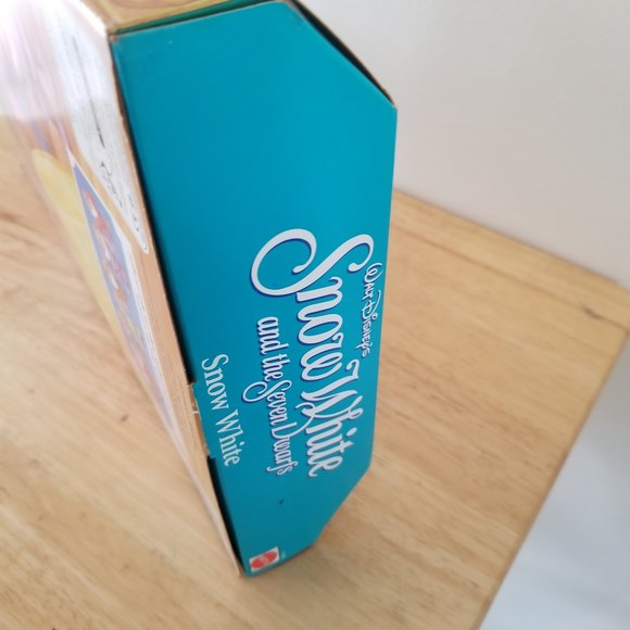 Walt Disney's Snow White Doll #7783 - Picture 5 of 6